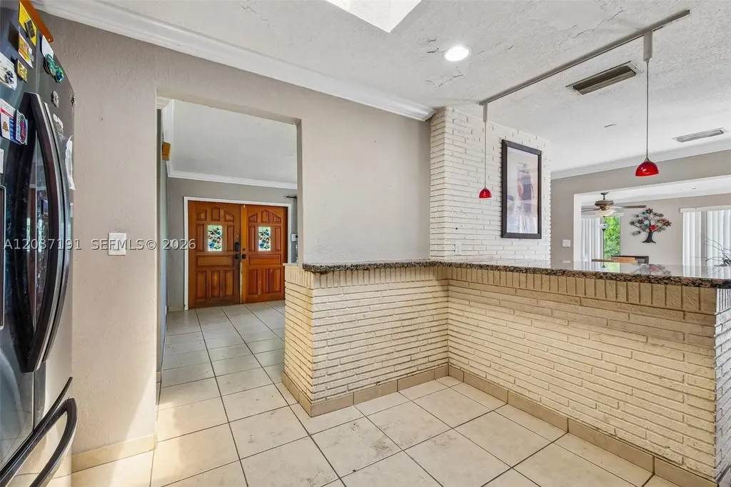 401 S 57th Terrace Hollywood FL 33023