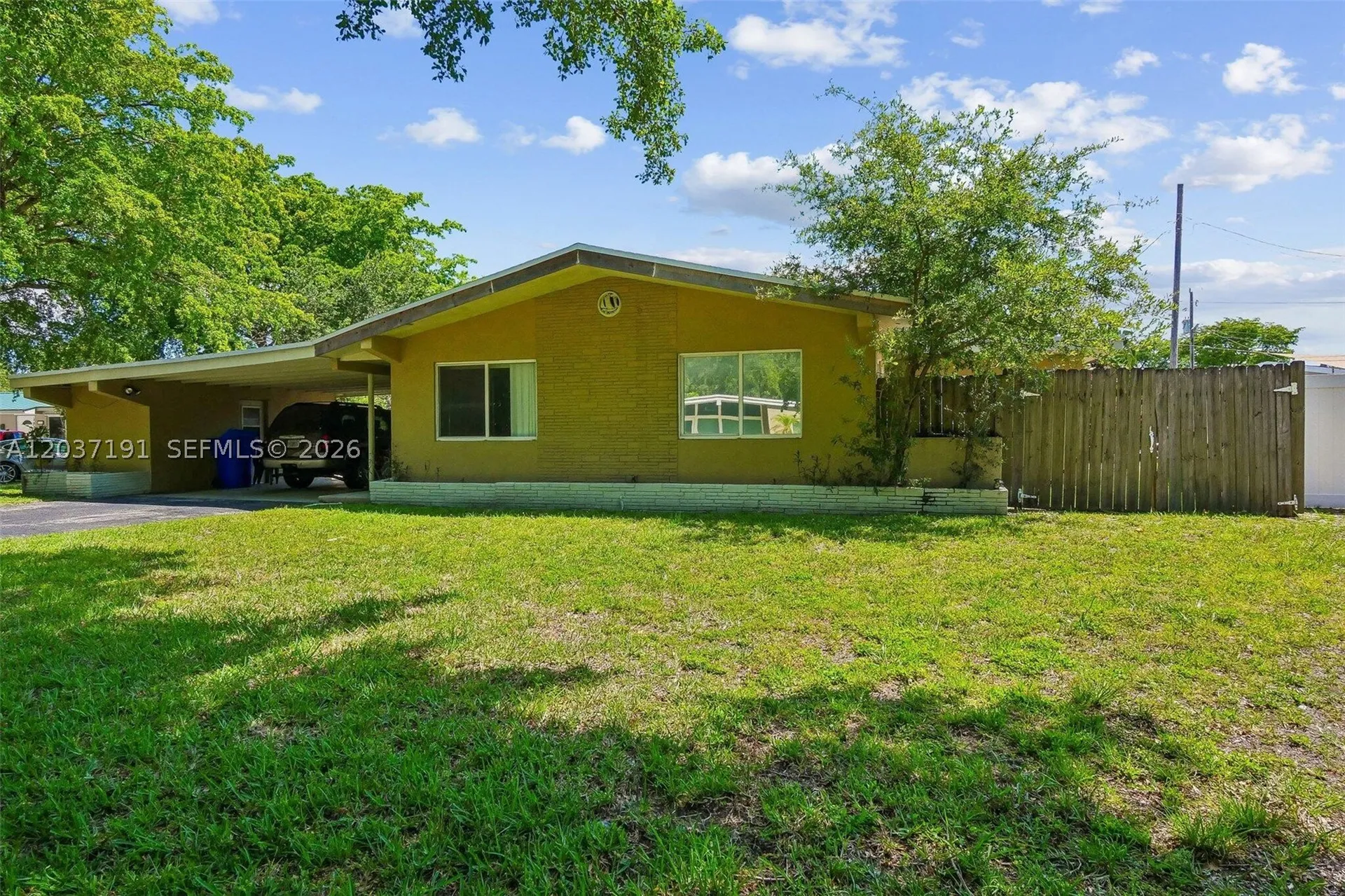 401 S 57th Terrace Hollywood FL 33023