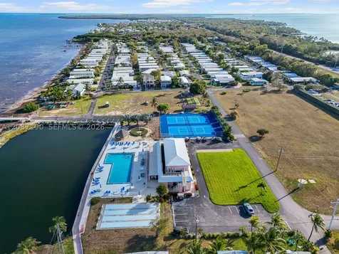 806 S Jade Drive Key Largo FL 33037