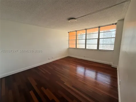 2025 NE 164th Street North Miami Beach FL 33162