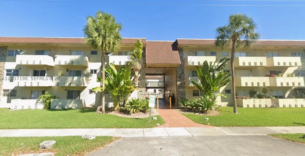 7505 SW 82nd Street Miami FL 33143