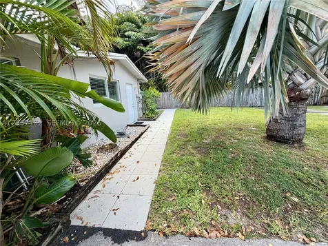 2809 NE 6th Lane Wilton Manors FL 33334