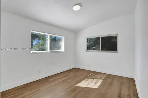581 NE 175th Terrace North Miami Beach FL 33162