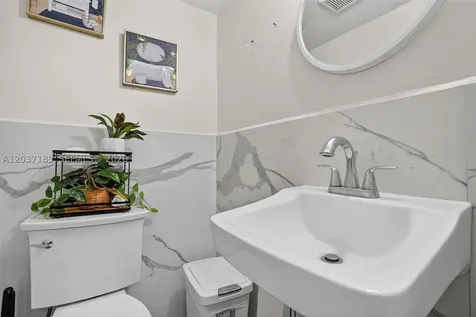 45 NW 22nd Avenue Miami FL 33125