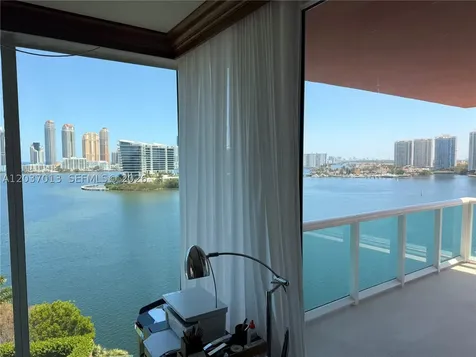 3370 Hidden Bay Drive Aventura FL 33180