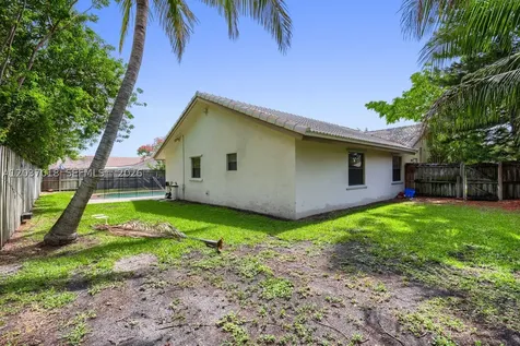 7195 NW 5th Avenue Boca Raton FL 33487