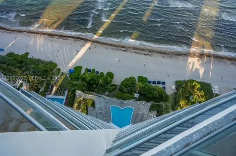 17121 Collins Avenue Sunny Isles Beach FL 33160