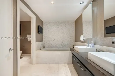 17121 Collins Avenue Sunny Isles Beach FL 33160