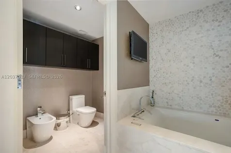 17121 Collins Avenue Sunny Isles Beach FL 33160
