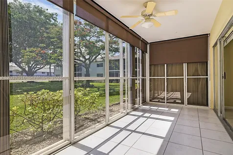7 Westwood Avenue Tequesta FL 33469