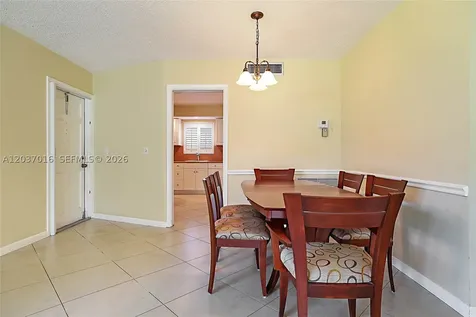 7 Westwood Avenue Tequesta FL 33469