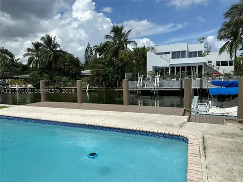 1161 NE 86th Street Miami FL 33138