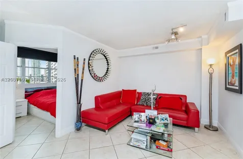 905 Brickell Bay Drive Miami FL 33131