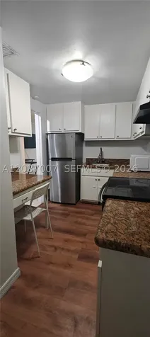 905 Brickell Bay Drive Miami FL 33131