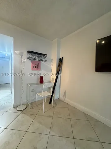 905 Brickell Bay Drive Miami FL 33131