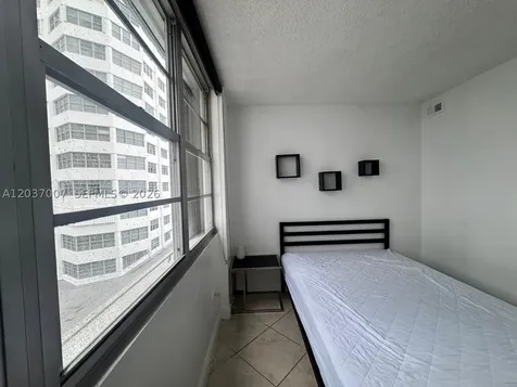 905 Brickell Bay Drive Miami FL 33131