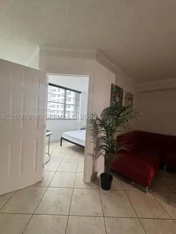 905 Brickell Bay Drive Miami FL 33131