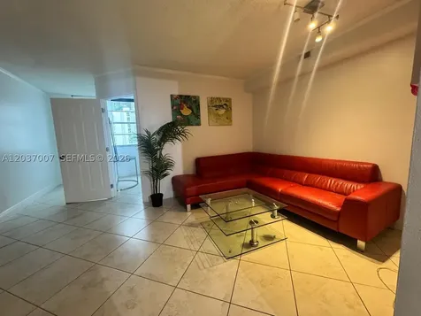 905 Brickell Bay Drive Miami FL 33131