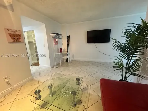 905 Brickell Bay Drive Miami FL 33131