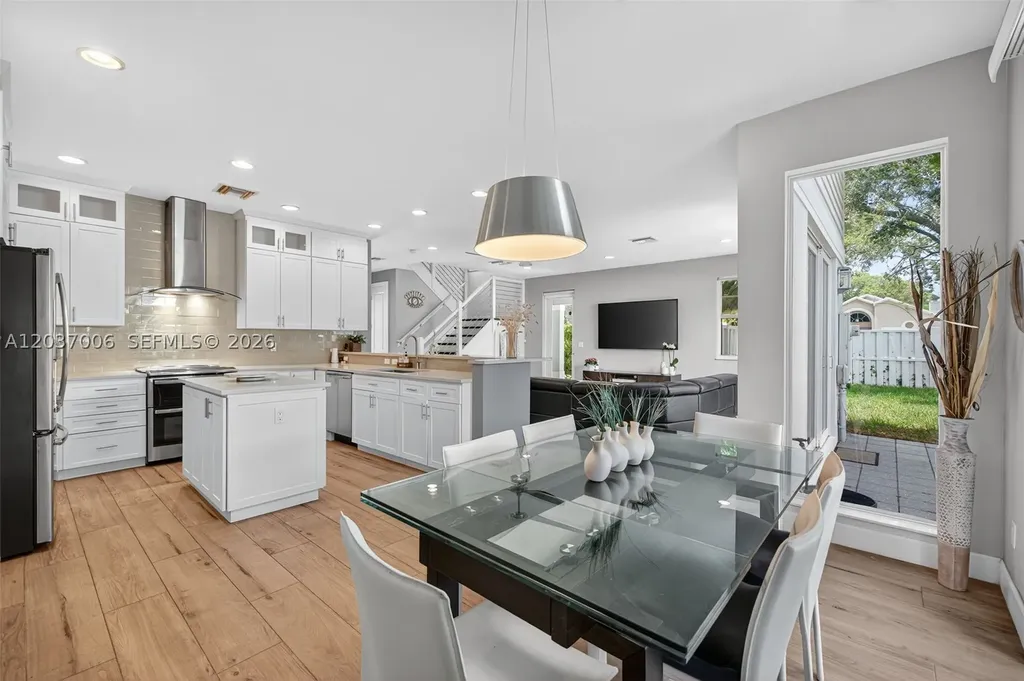 608 SW 15th Street Fort Lauderdale FL 33315