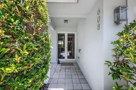608 SW 15th Street Fort Lauderdale FL 33315