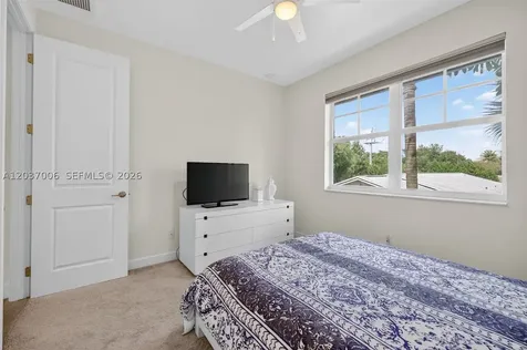 608 SW 15th Street Fort Lauderdale FL 33315