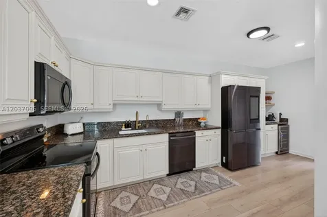 1214 W Las Olas Boulevard Fort Lauderdale FL 33312