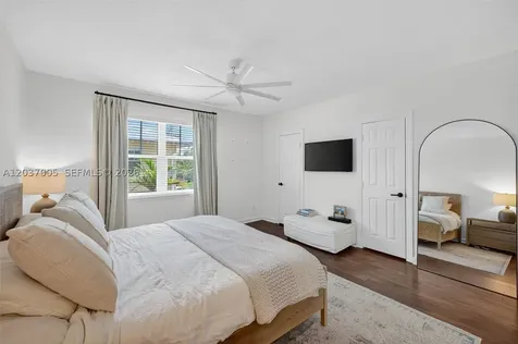 1214 W Las Olas Boulevard Fort Lauderdale FL 33312