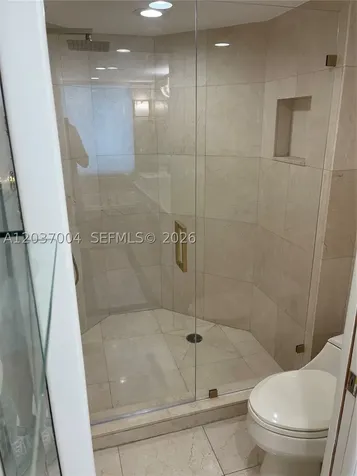 5025 Collins Avenue Miami Beach FL 33140