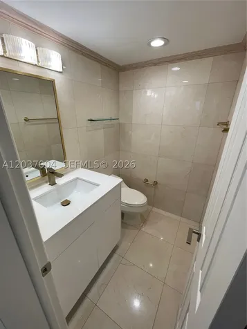 5025 Collins Avenue Miami Beach FL 33140