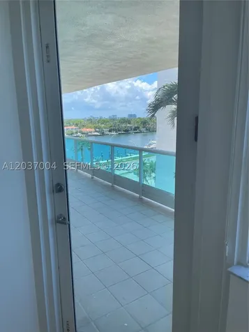5025 Collins Avenue Miami Beach FL 33140