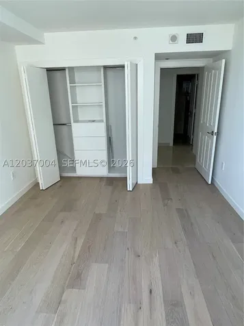 5025 Collins Avenue Miami Beach FL 33140