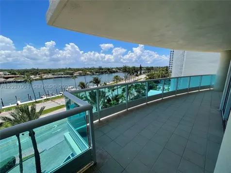5025 Collins Avenue Miami Beach FL 33140