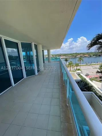 5025 Collins Avenue Miami Beach FL 33140