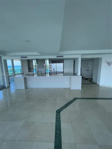5025 Collins Avenue Miami Beach FL 33140