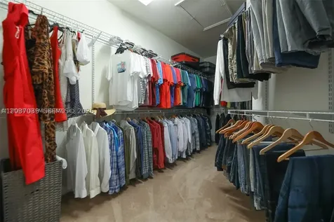 9260 W 35th Lane Hialeah FL 33018