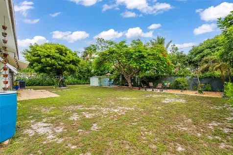 516 S 13th Court Lantana FL 33462