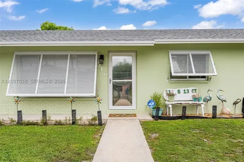 516 S 13th Court Lantana FL 33462