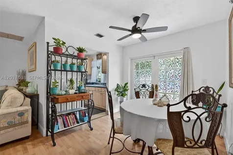 516 S 13th Court Lantana FL 33462