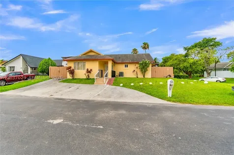 13572 SW 285th Terrace Homestead FL 33033