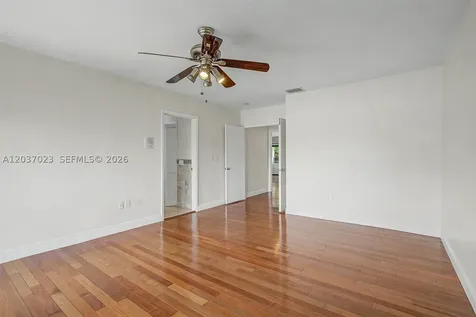 4950 San Amaro Drive Coral Gables FL 33146