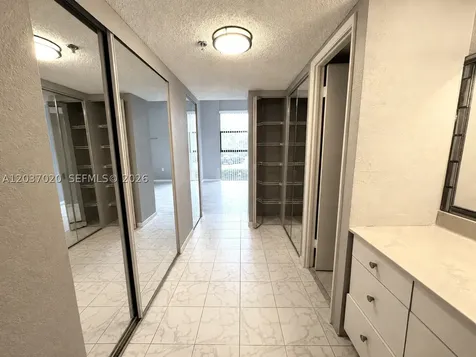 20505 E Country Club Drive Aventura FL 33180