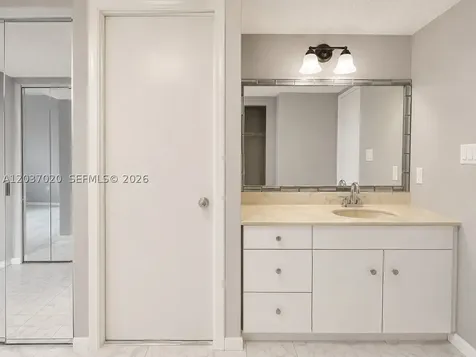 20505 E Country Club Drive Aventura FL 33180