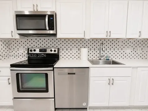 20505 E Country Club Drive Aventura FL 33180