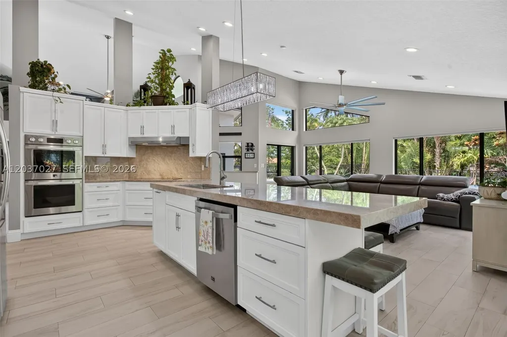 5366 NW 85th Avenue Coral Springs FL 33067