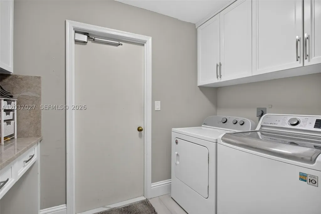 5366 NW 85th Avenue Coral Springs FL 33067