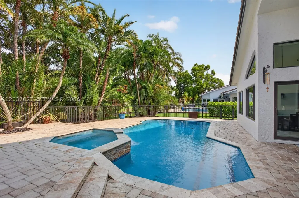5366 NW 85th Avenue Coral Springs FL 33067