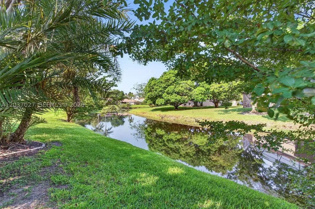 5366 NW 85th Avenue Coral Springs FL 33067