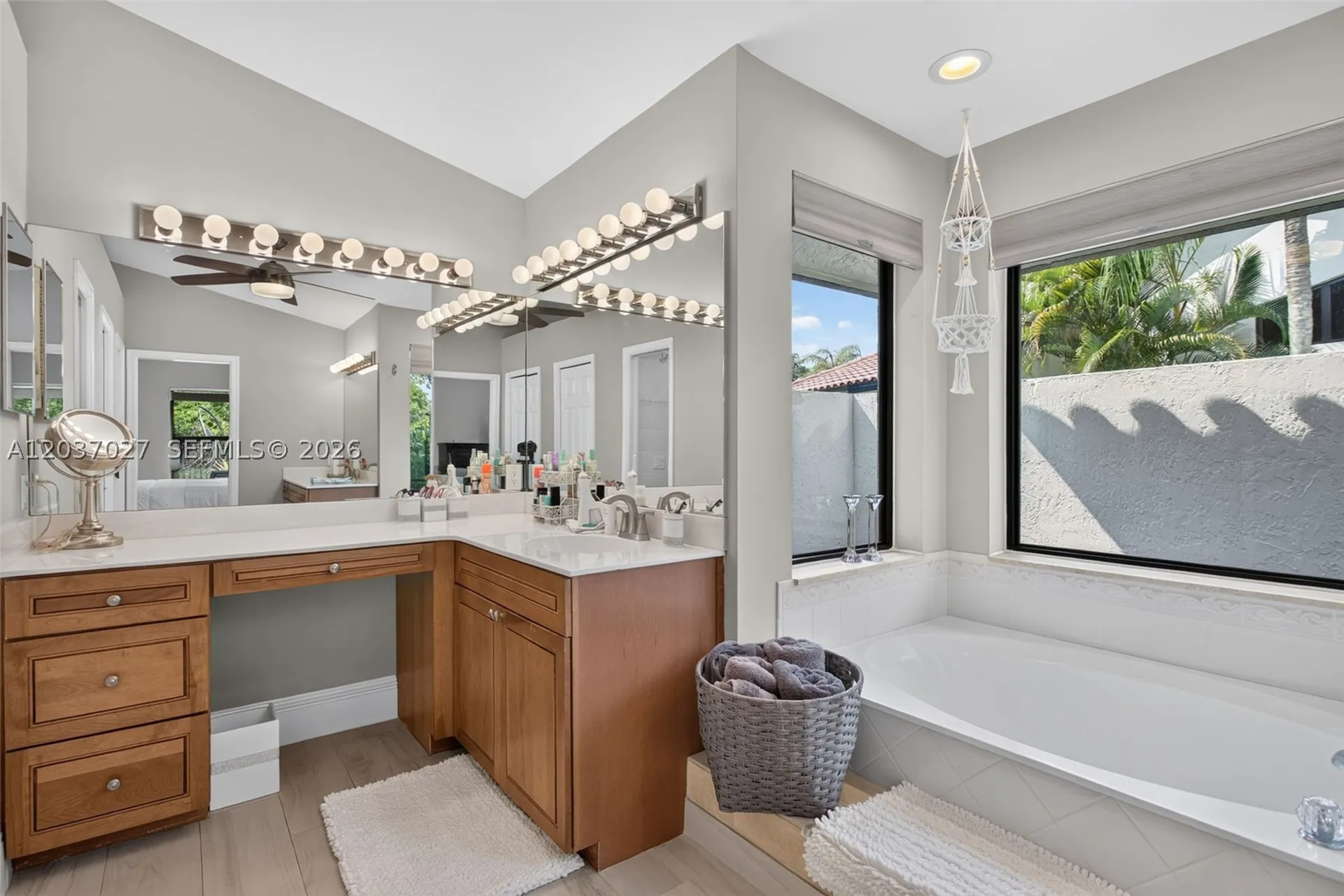 5366 NW 85th Avenue Coral Springs FL 33067