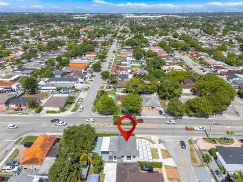 11 W 59th Street Hialeah FL 33012